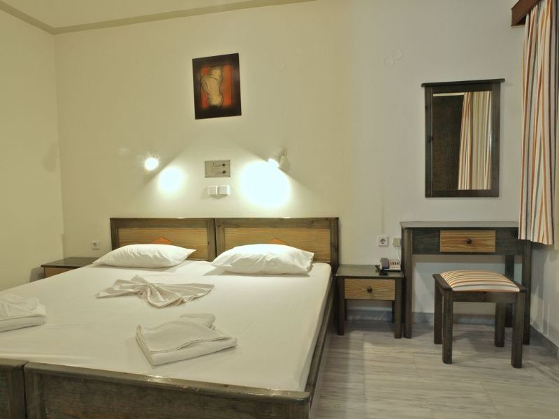 Alexandros M Aparthotel Maleme  Exterior photo